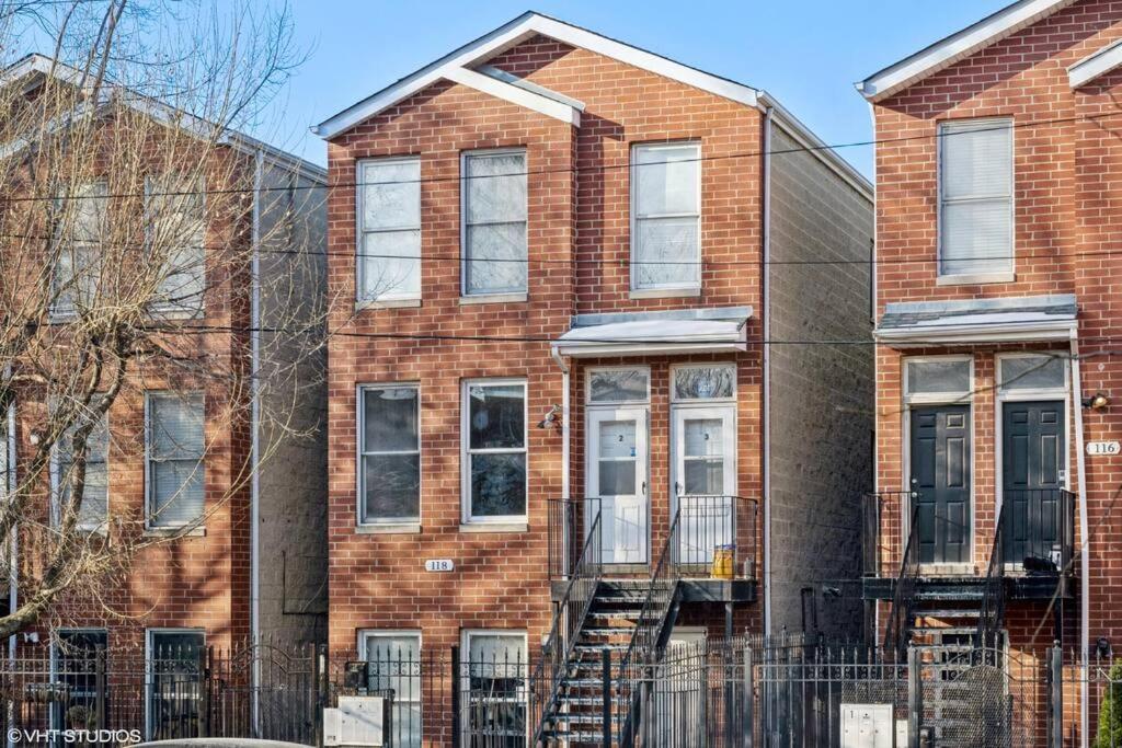 2-Bed 2-Bath Apt - Close To Uc W/ Free Parking Chicago Ngoại thất bức ảnh